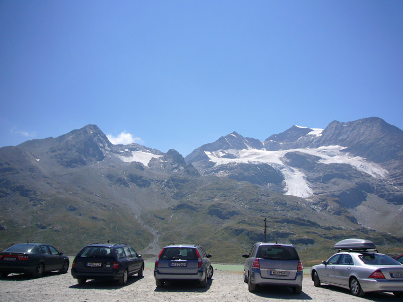 nel cuore delle montagne svizzere...